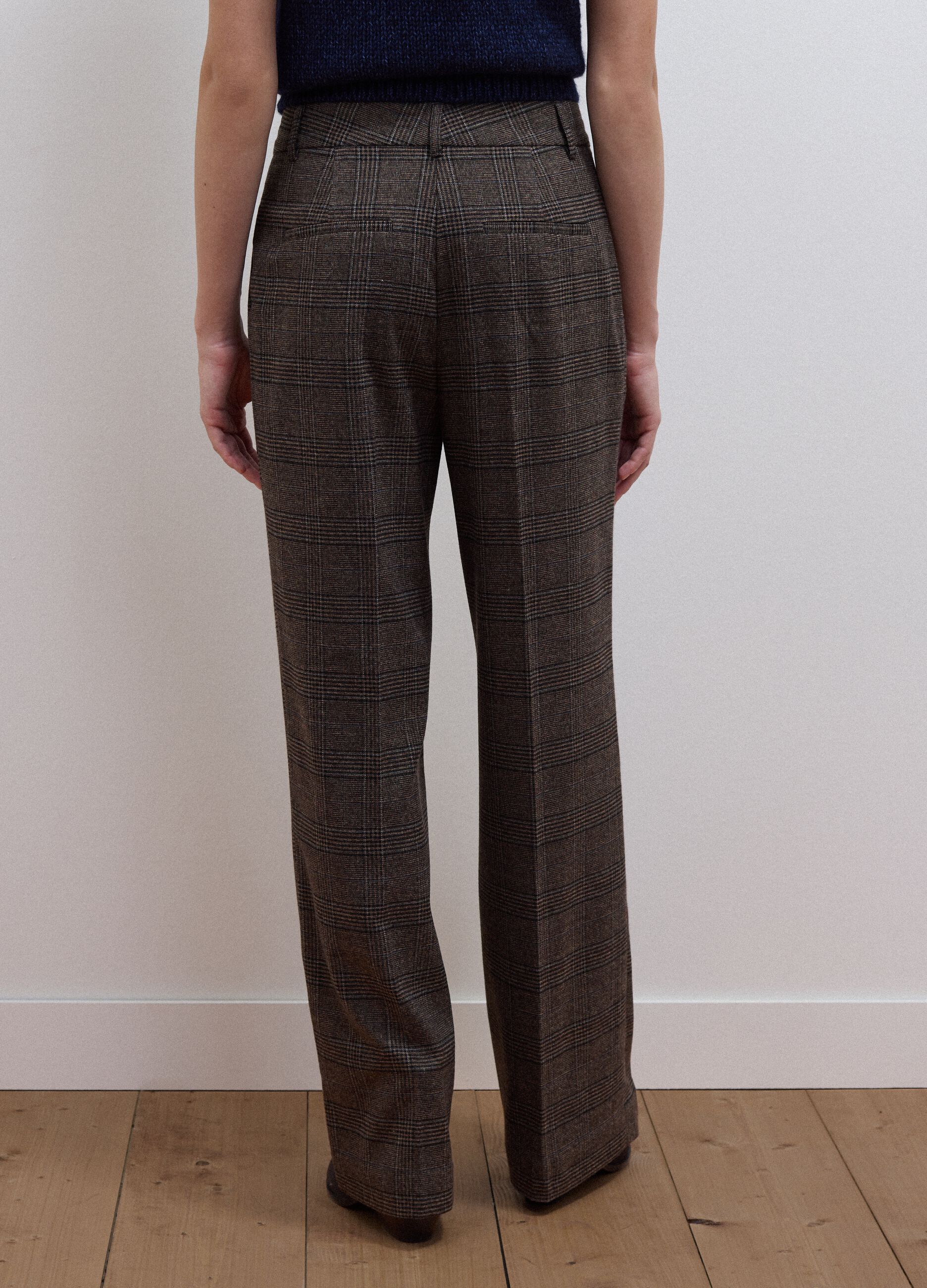 Pantaloni marroni wide leg in viscosa elasticizzata a quadri
