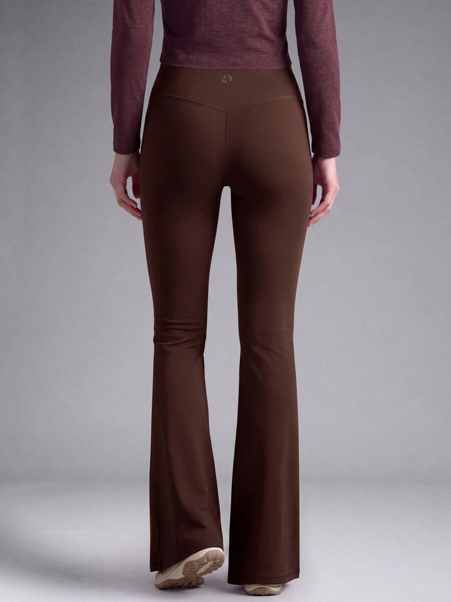 Leggings marroni flare in tessuto elasticizzato traspirante ALTAVIA STUDIO_4