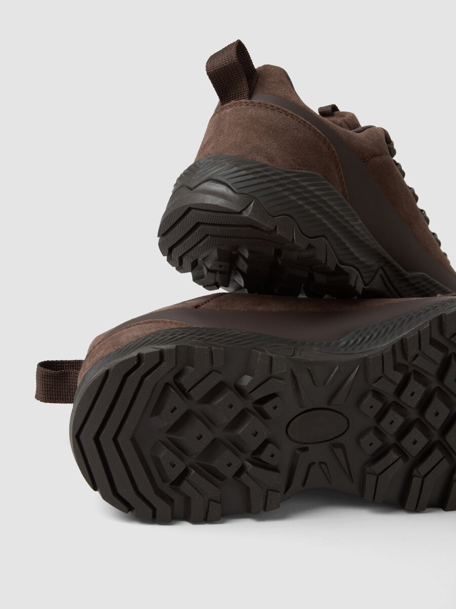 Scarpe marroni in vera pelle con suola carrarmato_2