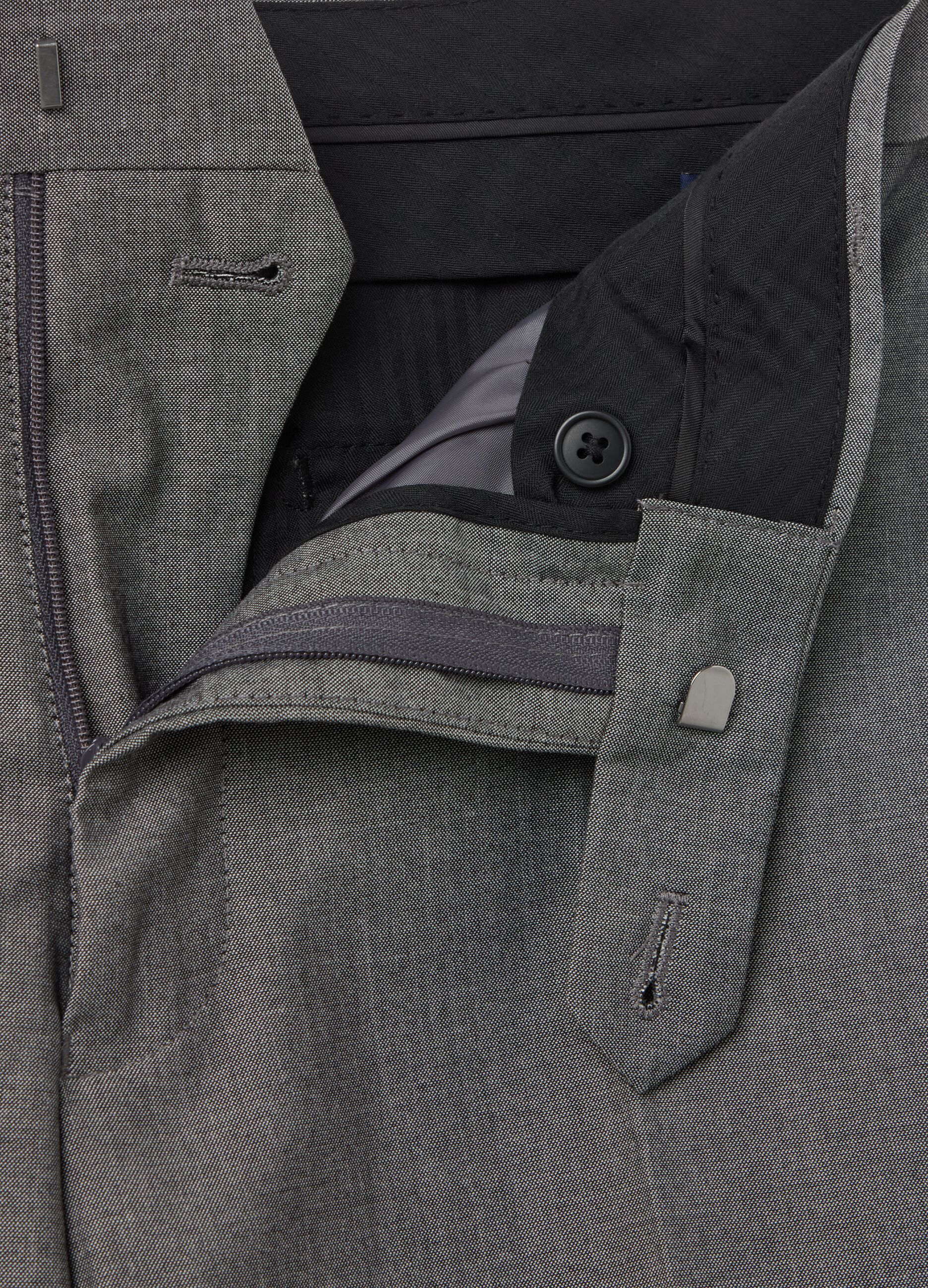 Regular-fit trousers in viscose blend