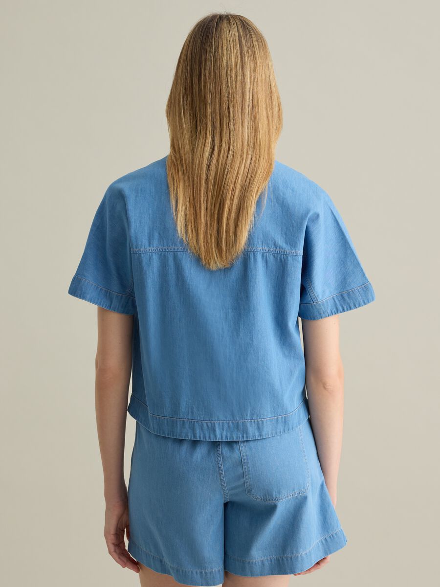 Denim blouse with short sleeves_3