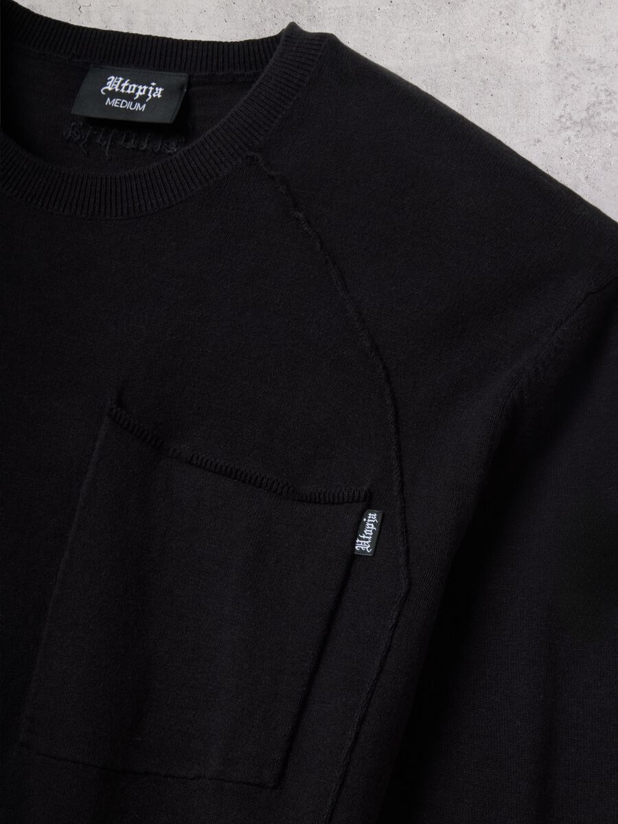 Black Knit Long-Sleeve T-Shirt_7