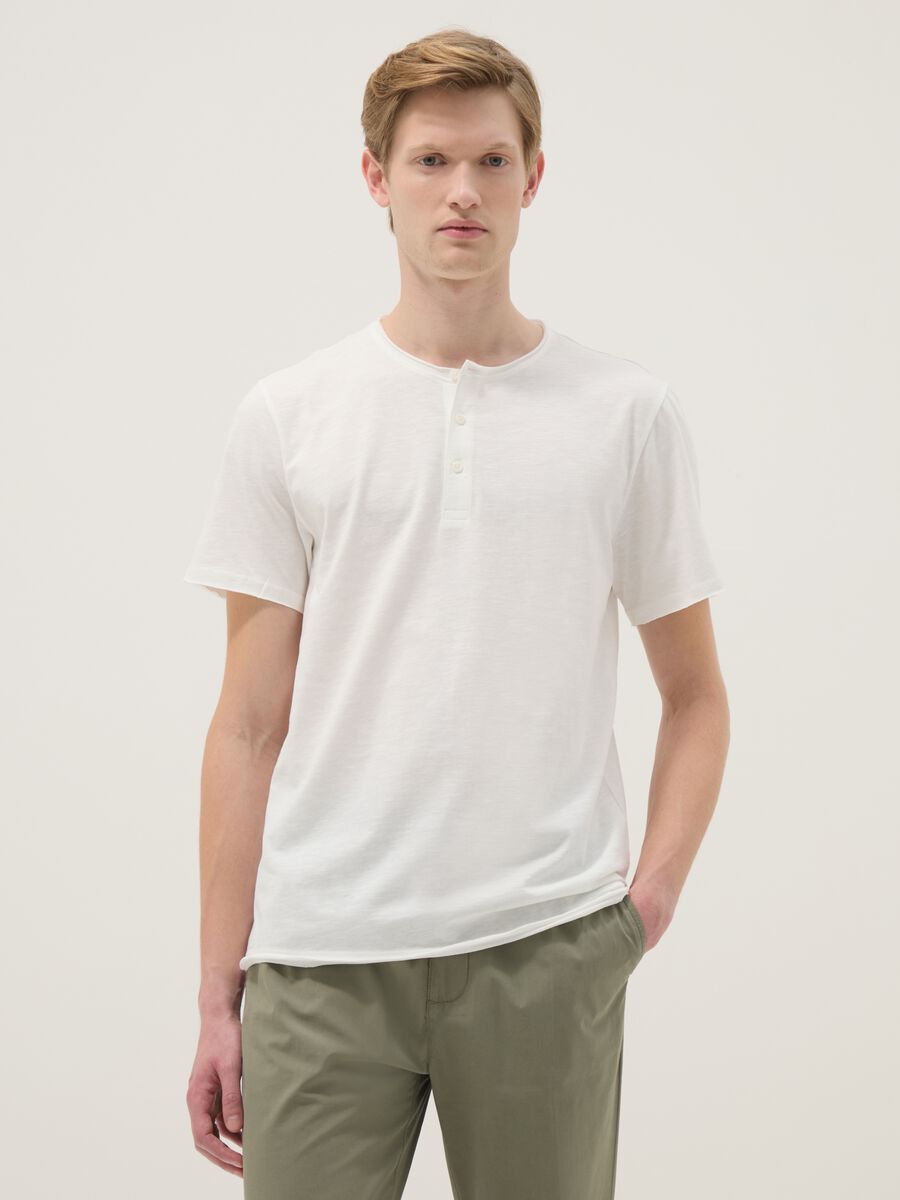 White pure cotton regular fit T-shirt with henley collar_1