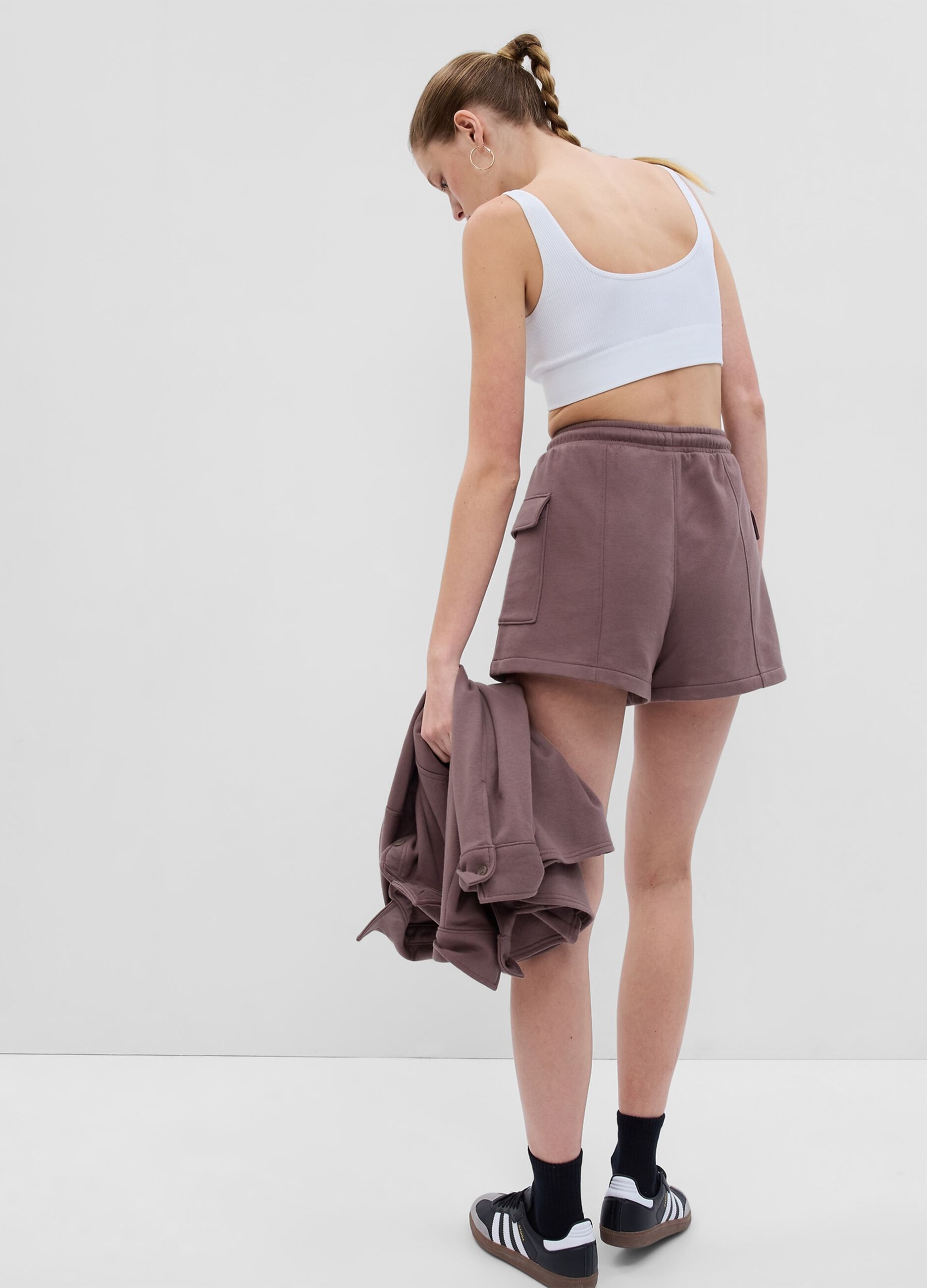 Shorts cargo in felpa con coulisse_1