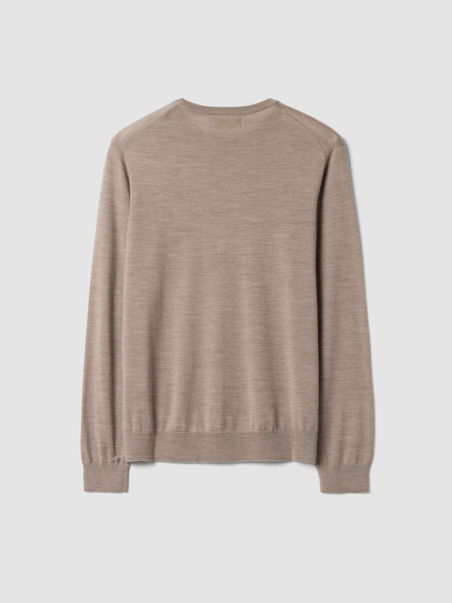 Maglia beige girocollo in pura lana merino regular fit_2