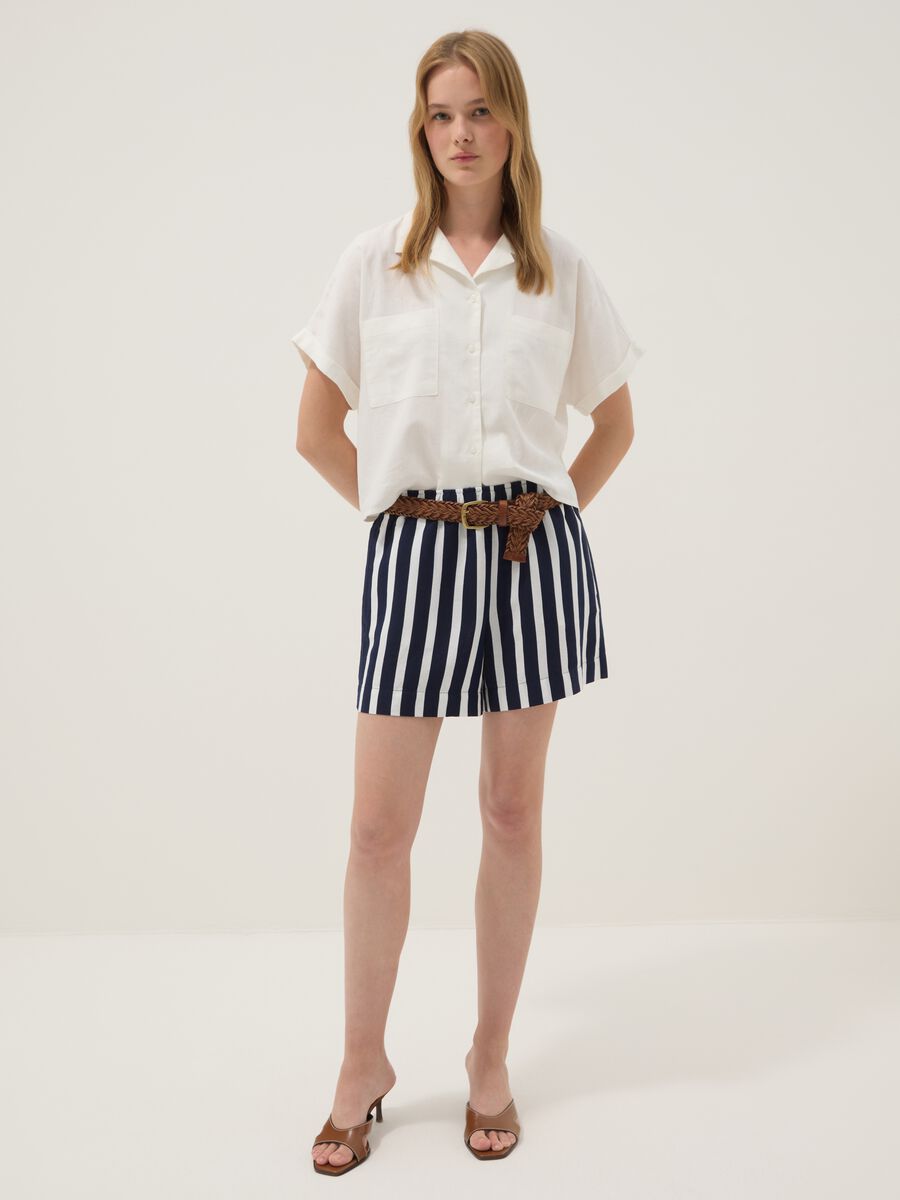 White regular-fit linen and viscose blend shirt_2