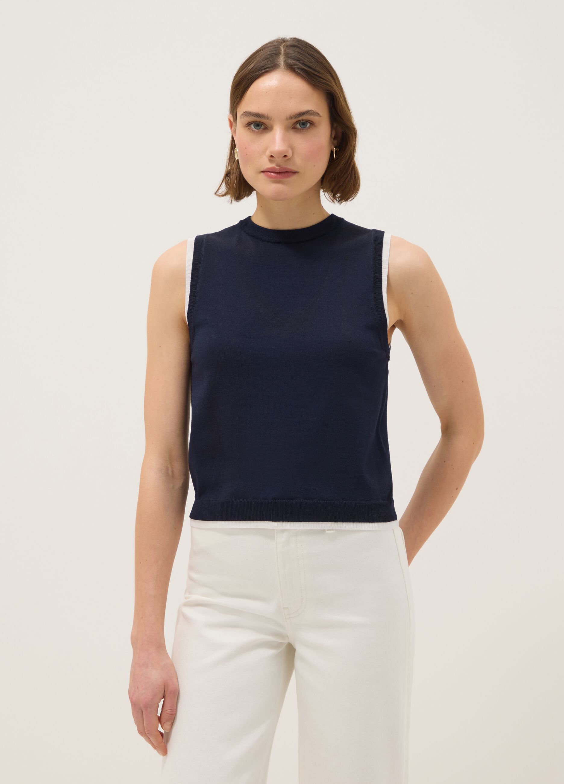 Blue sleeveless viscose blend tank top regular fit