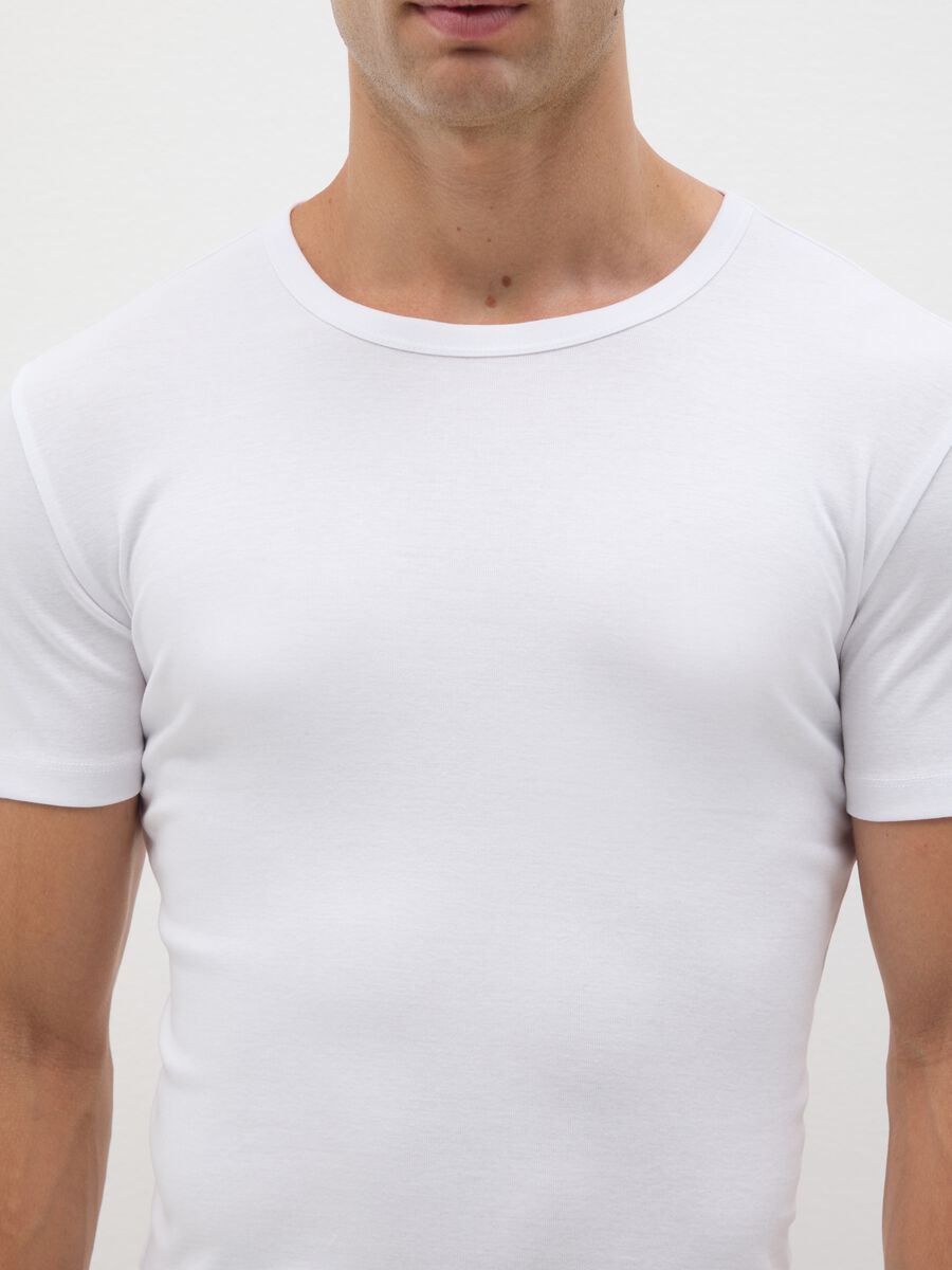 White pure cotton regular fit T-shirt_0