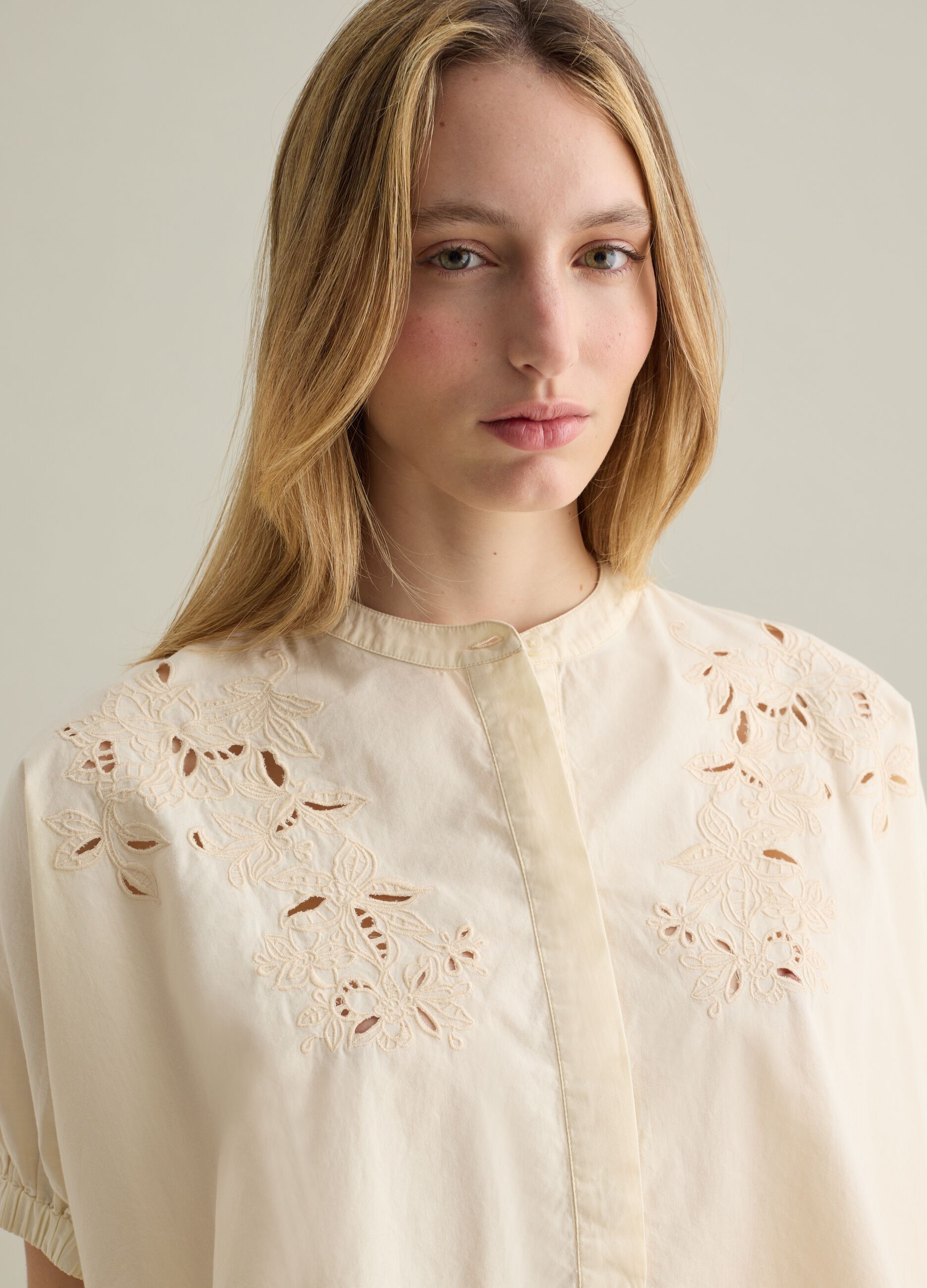 White cotton shirt with embroidery