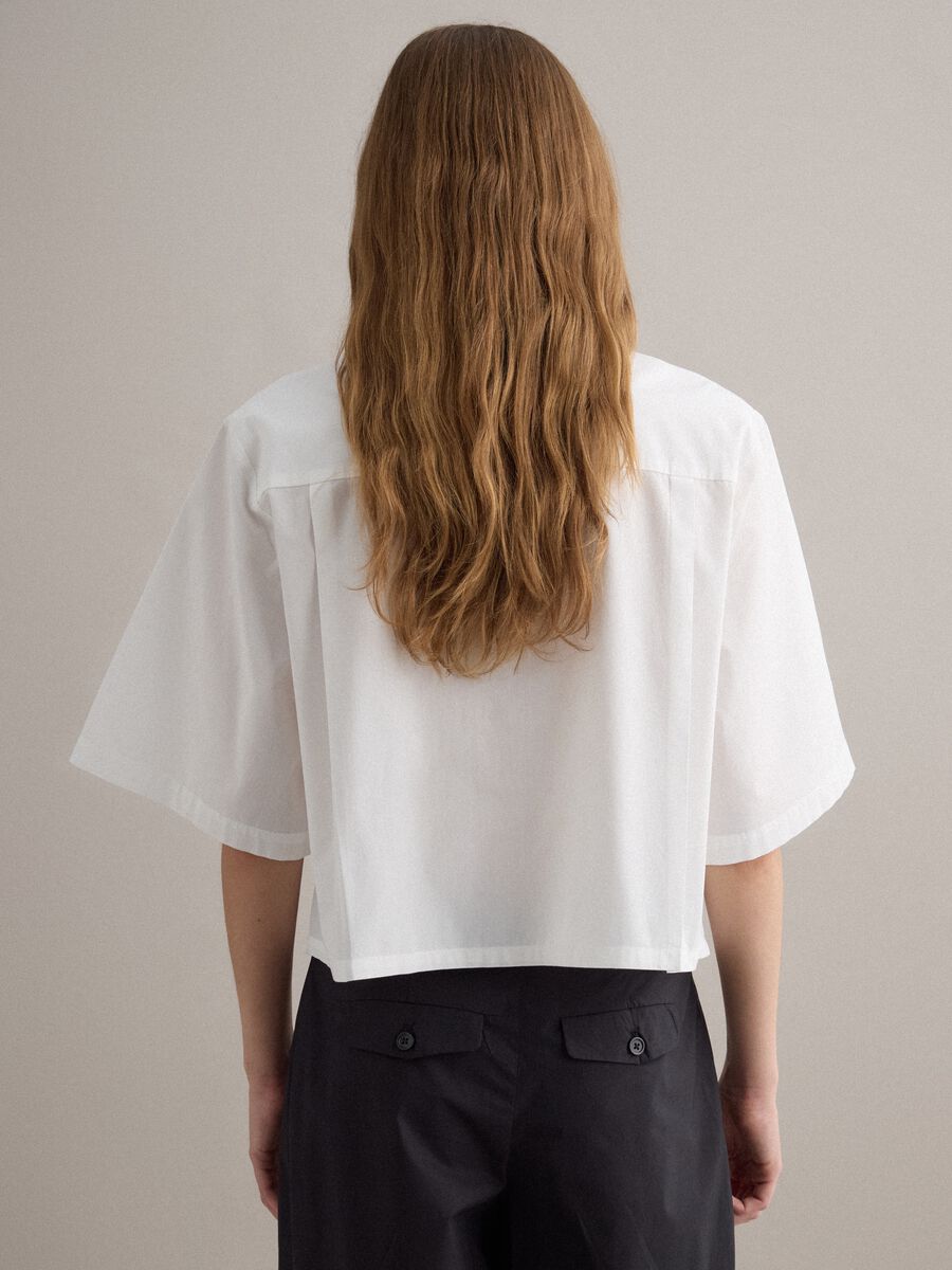 White pure-cotton shirt with patch pocket and oversized fit_3