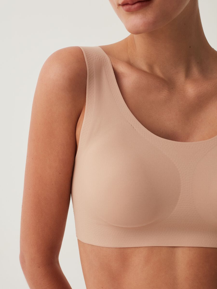 Seamless bralette in microfibre_3