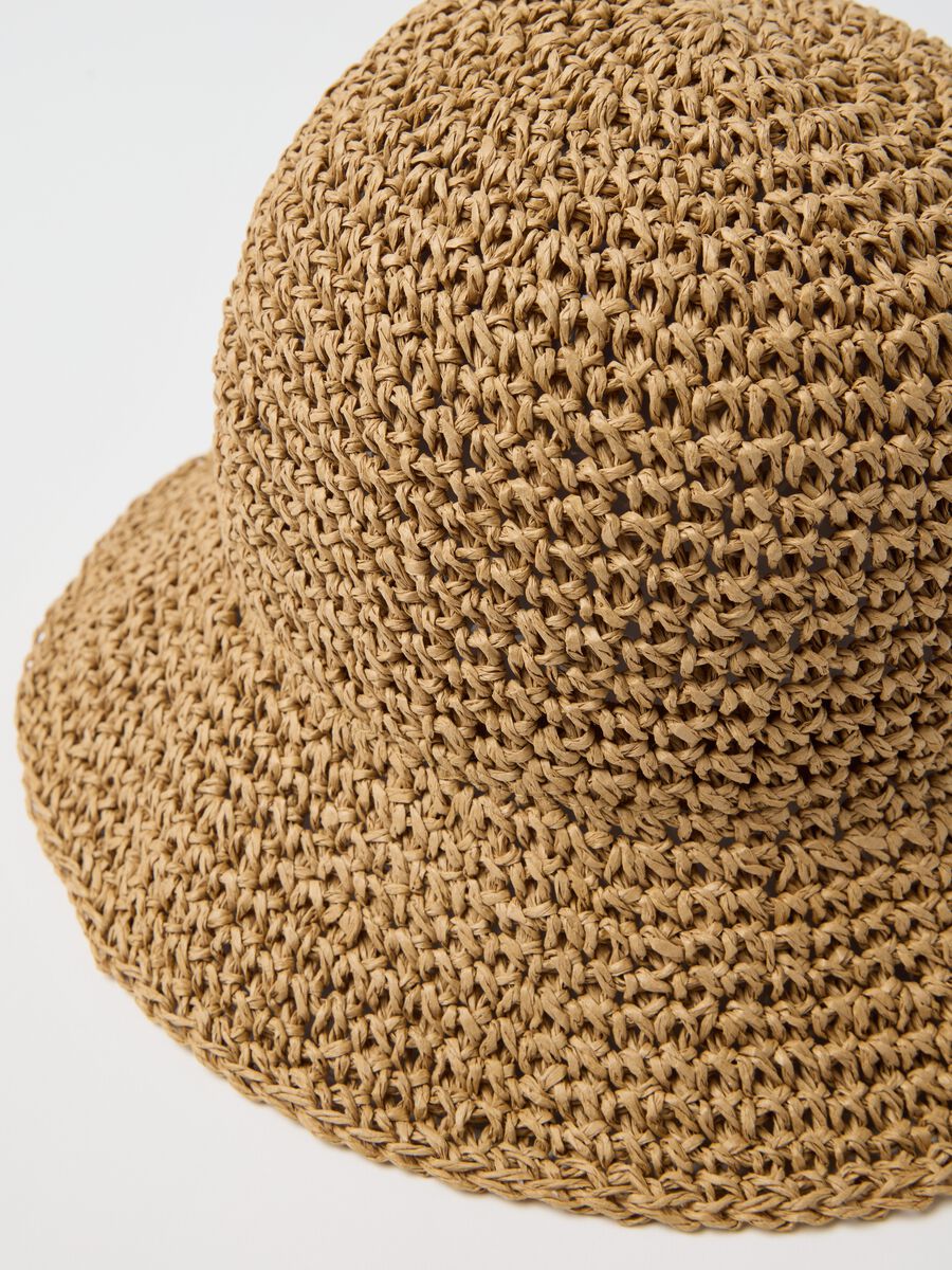 Beige cloche hat in woven straw_1