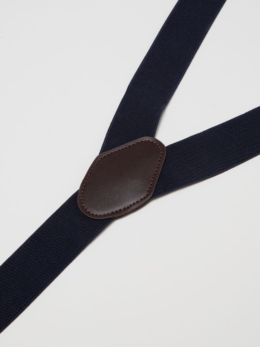 Solid colour braces_1