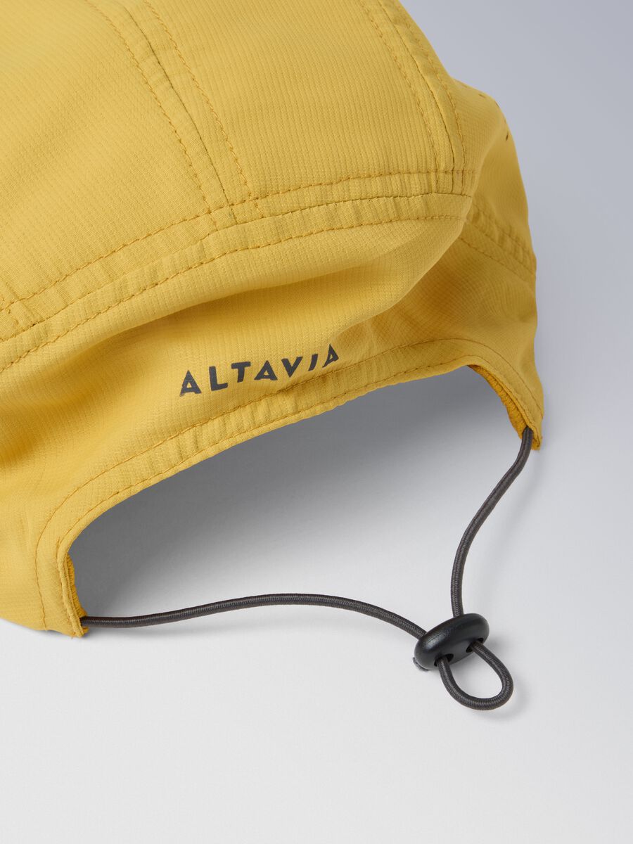 Running cap ALTAVIA WITH DEBORAH COMPAGNONI_2