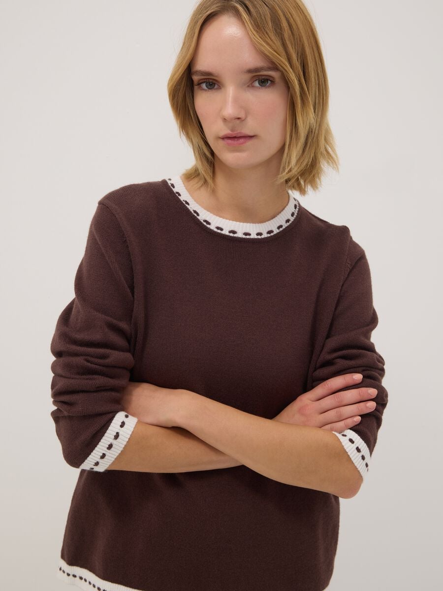 Dark brown regular-fit viscose-blend jumper with contrasting trim_1