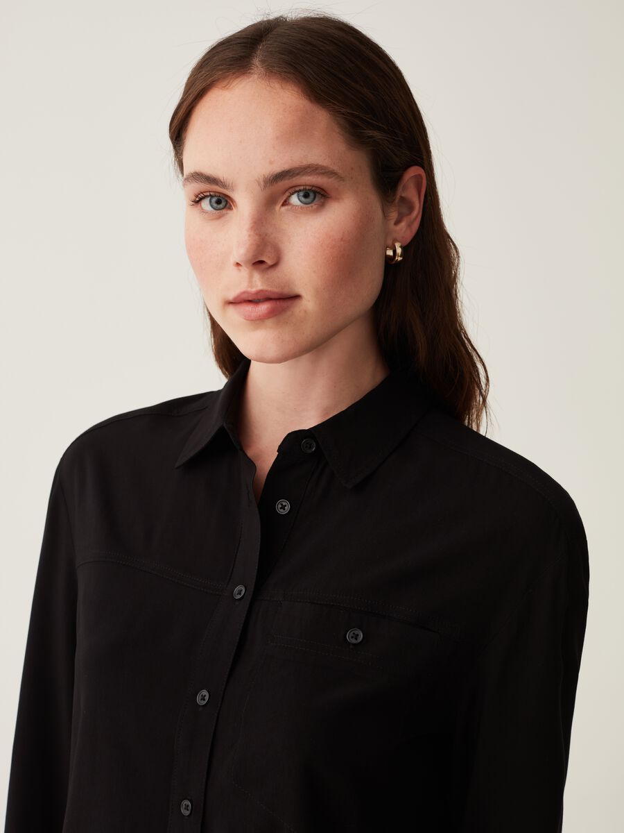 Camicia in viscosa con tasca_1
