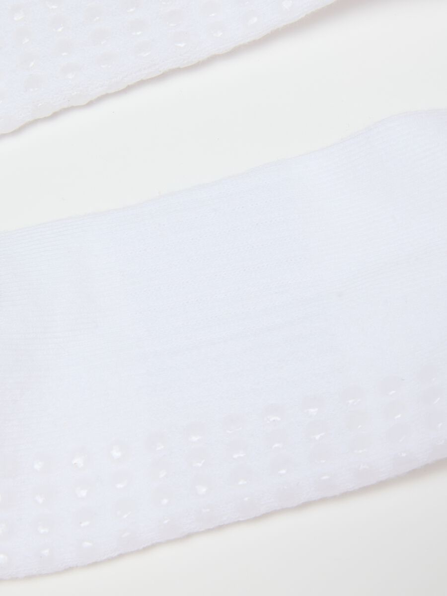 Calzini in misto cotone bianchi elasticizzati_1