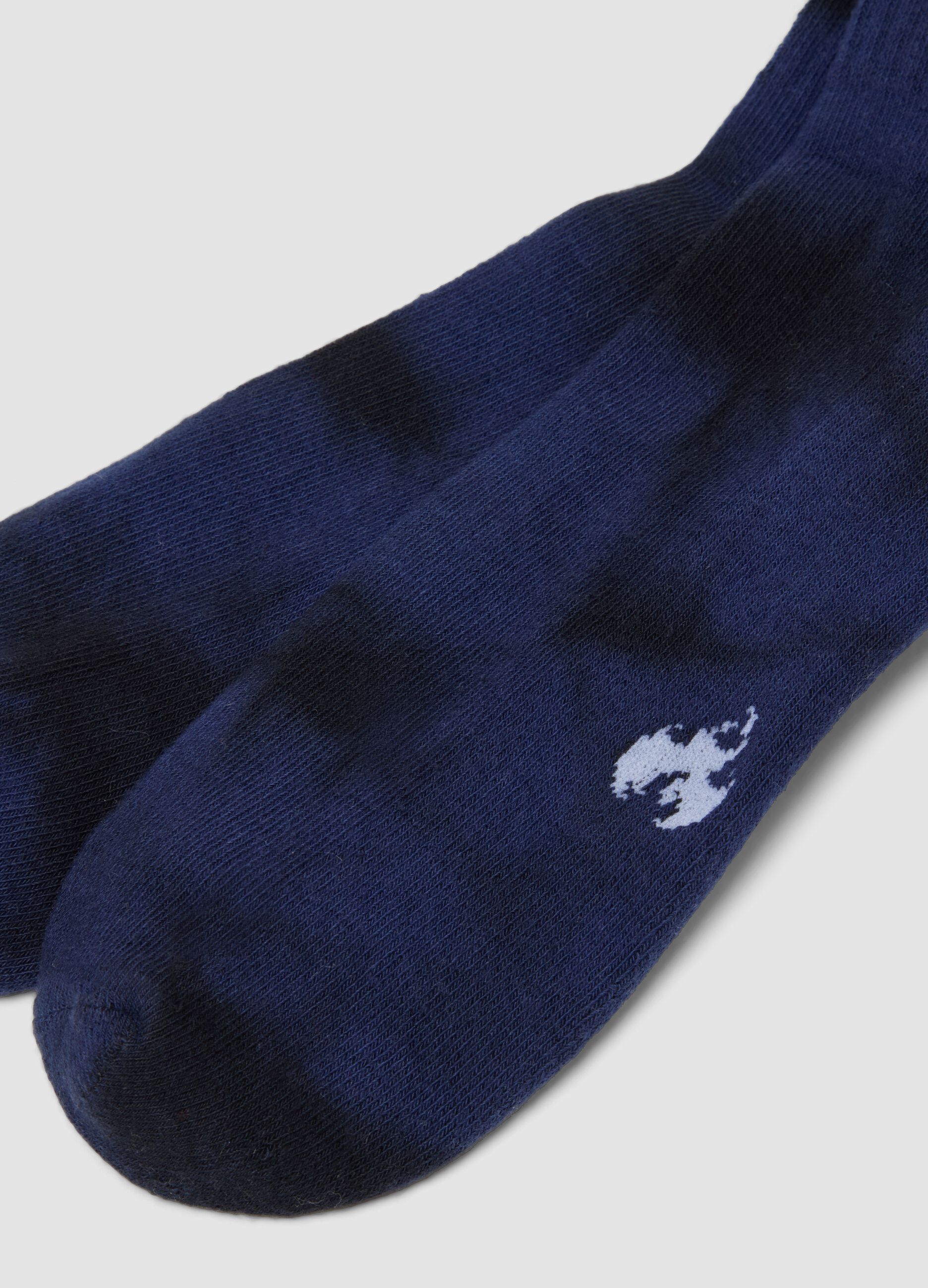 Blue sports socks in stretch cotton