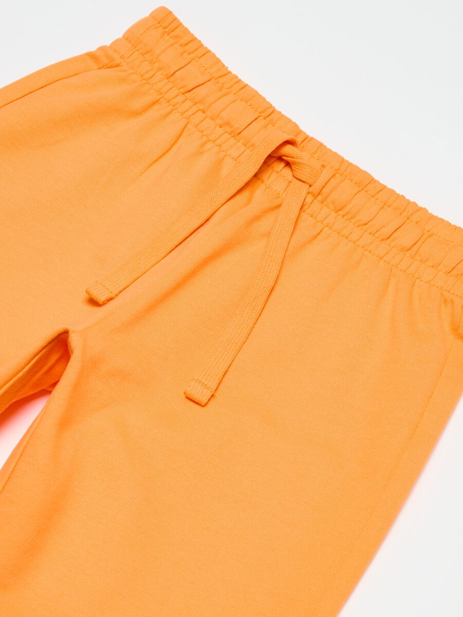 Fleece Bermuda shorts with drawstring_2
