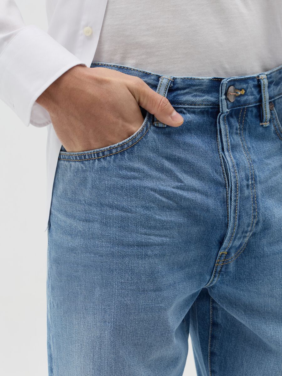 Regular blue tapered-fit jeans_2