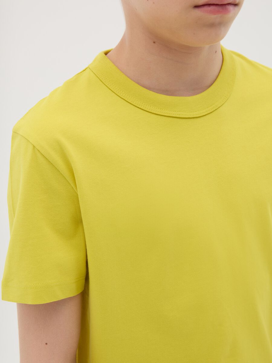 Essential yellow T-shirt in organic cotton_1