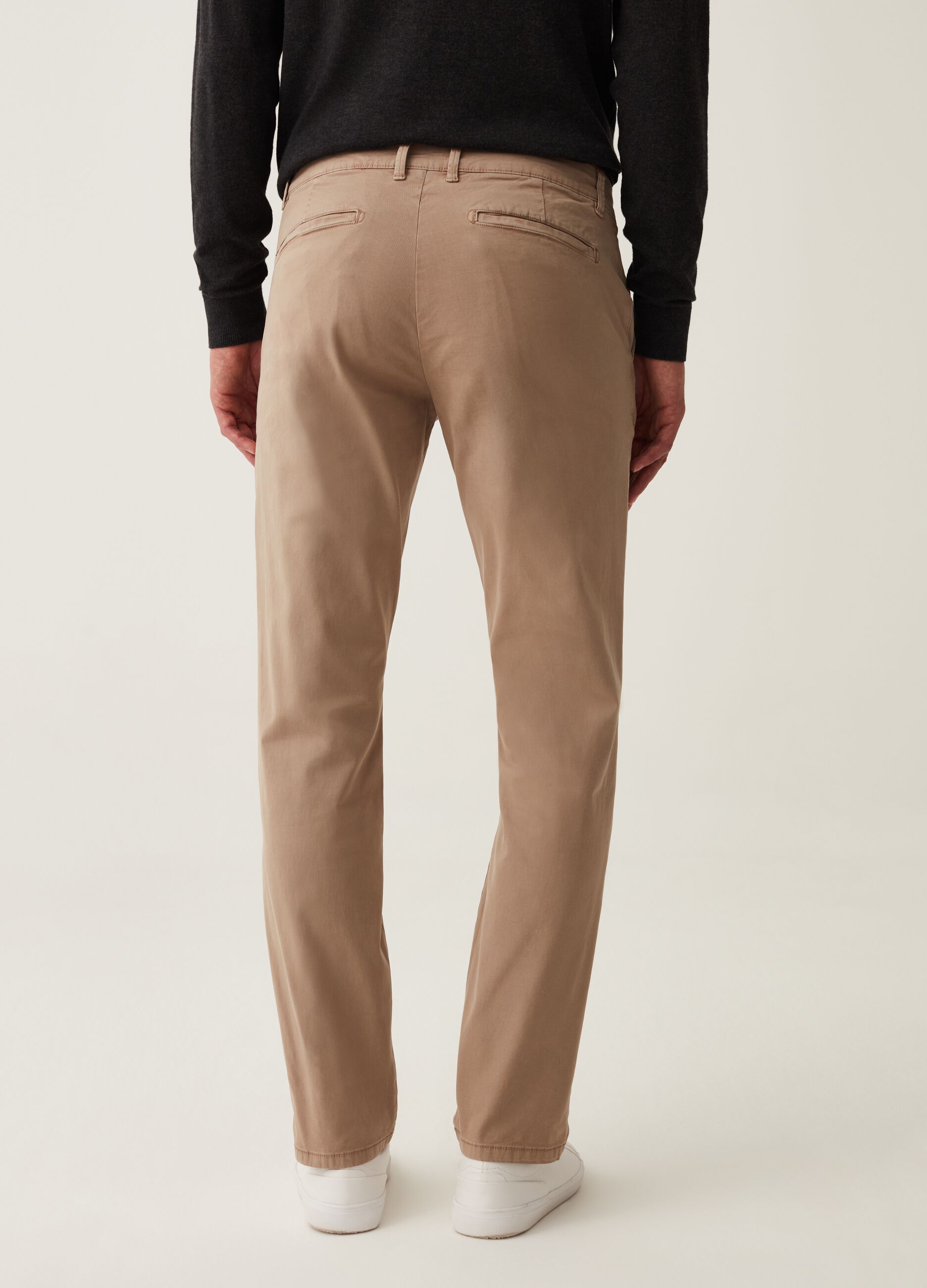 Pantaloni chino stretch tinta unita_2