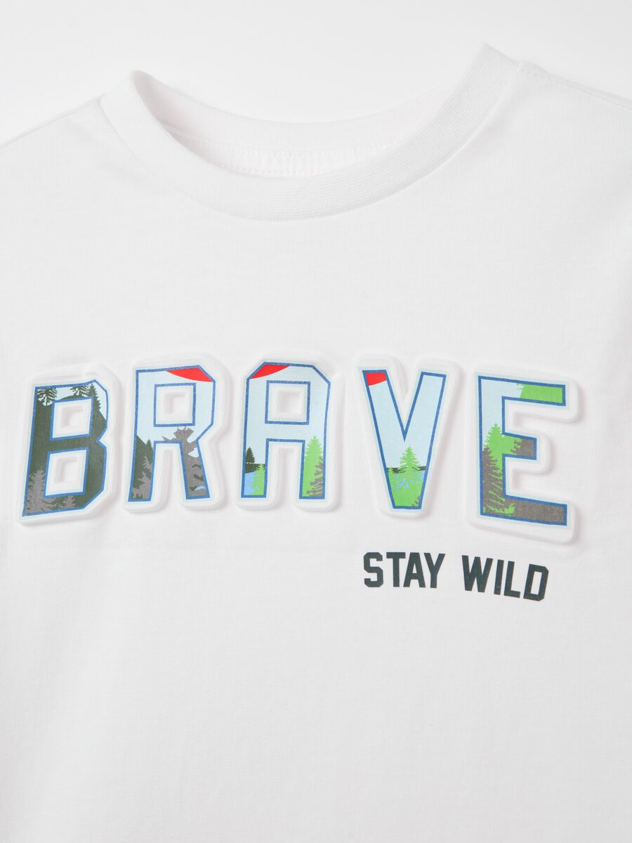 Long-sleeved T-shirt with "Brave" print_2