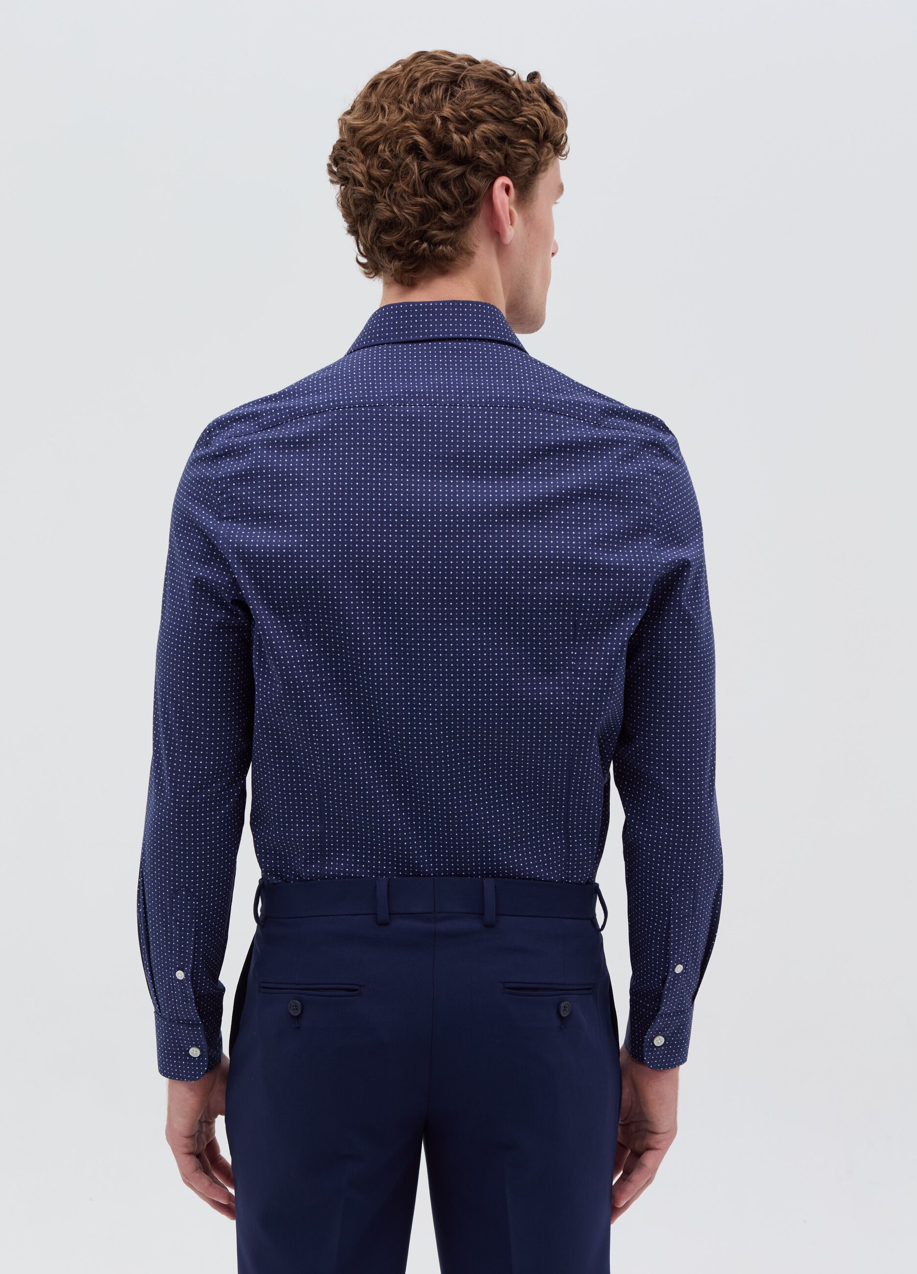 Camicia slim fit a micro pois da Uomo OVS