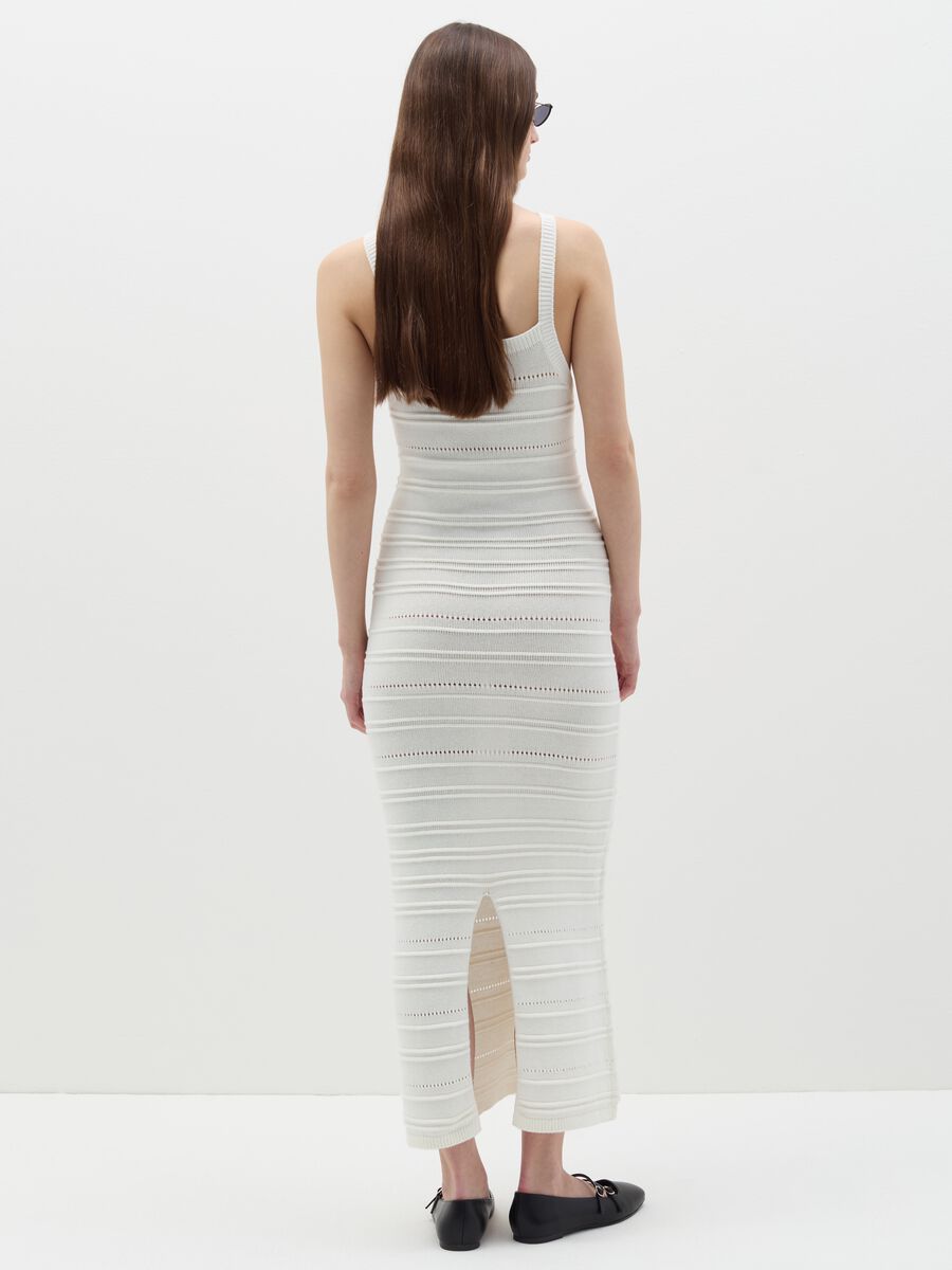 Long sleeveless crochet dress_3