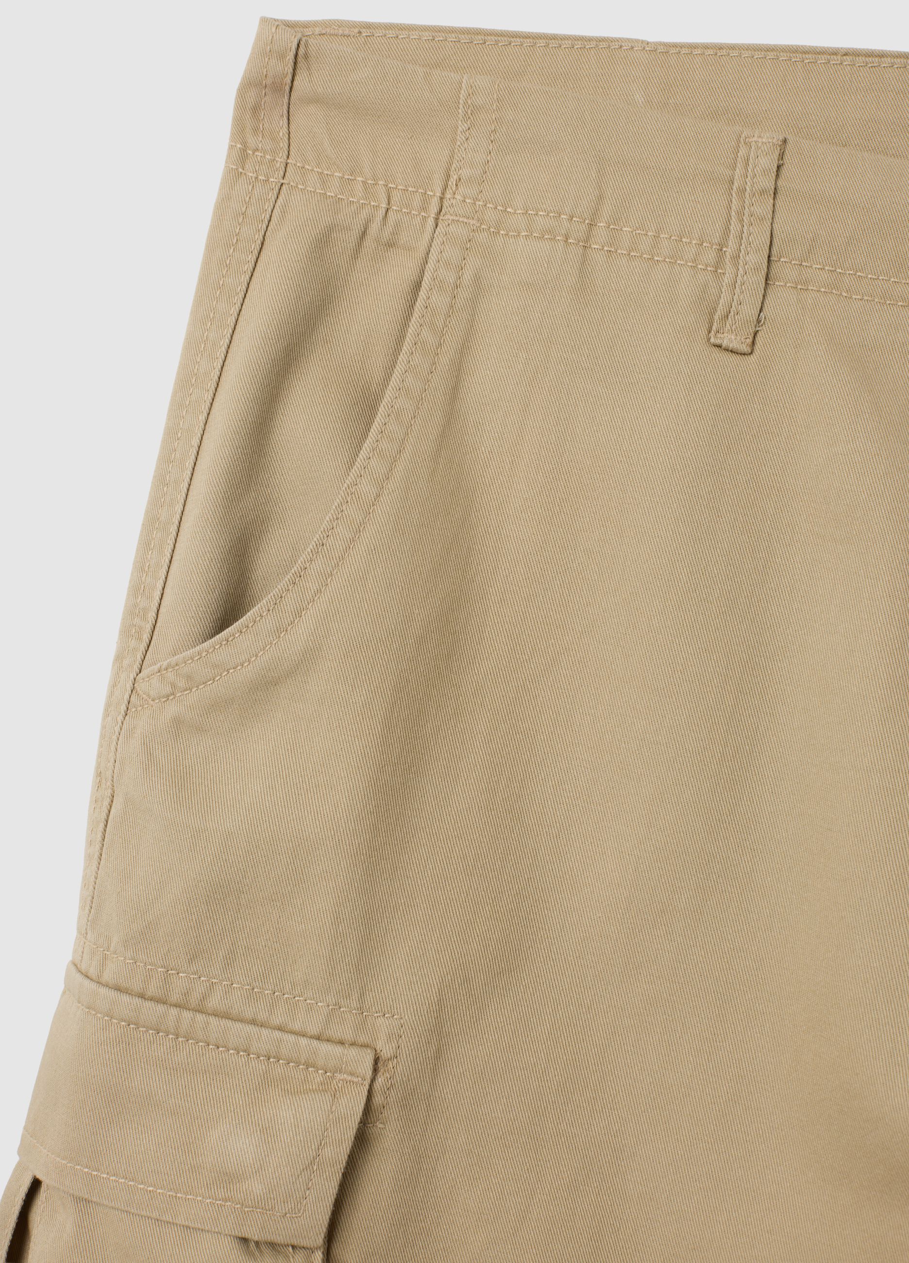 Men's beige regular fit pure cotton Bermuda shorts
