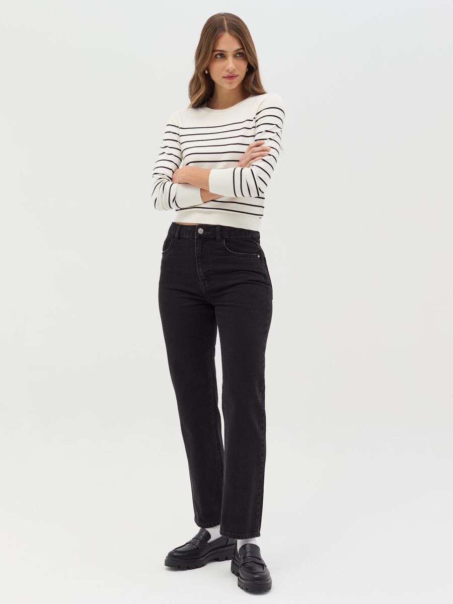 Long-sleeved top with striped pattern_1