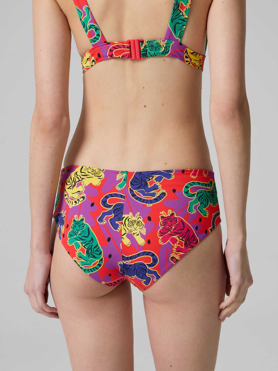 High-waist bikini bottoms with exotic print_1