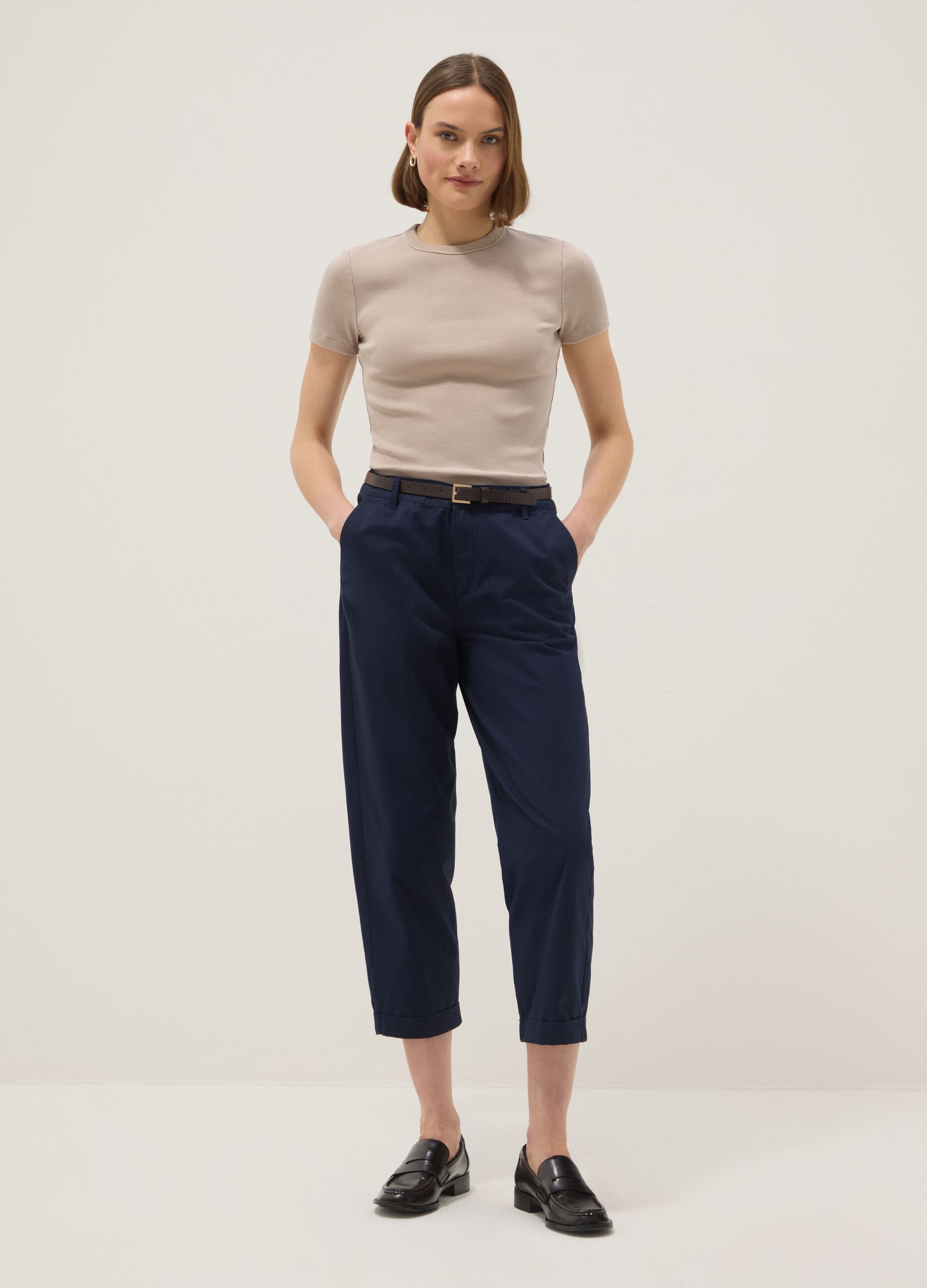 Beige fitted T-shirt in stretch cotton