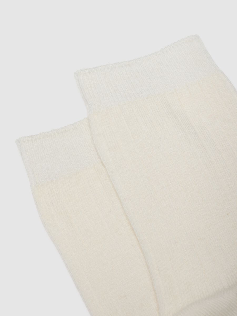 Calzini bianchi lunghi elasticizzati_2