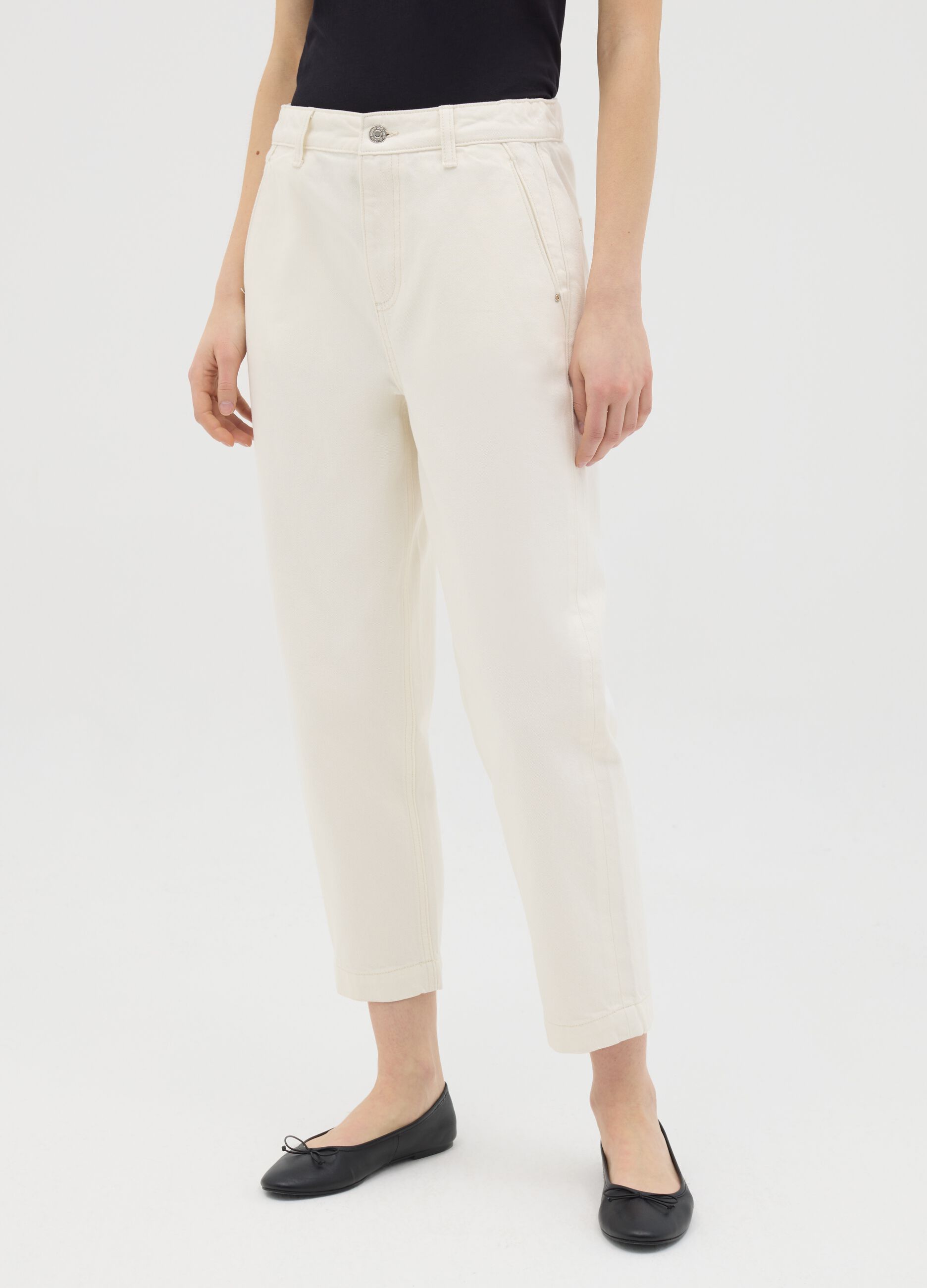 White carrot-fit jeans in cotton