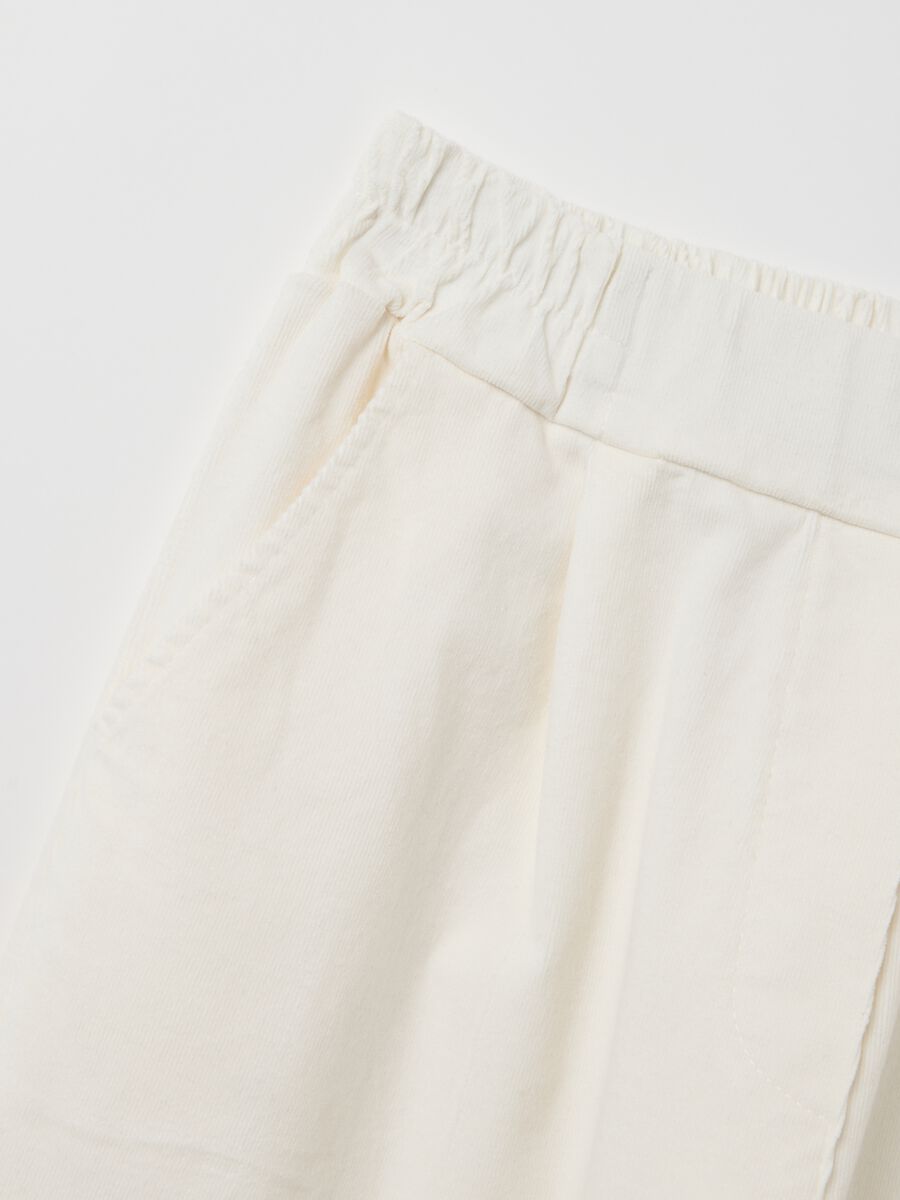 Pantaloni in cotone elasticizzato bianchi regular fit_5