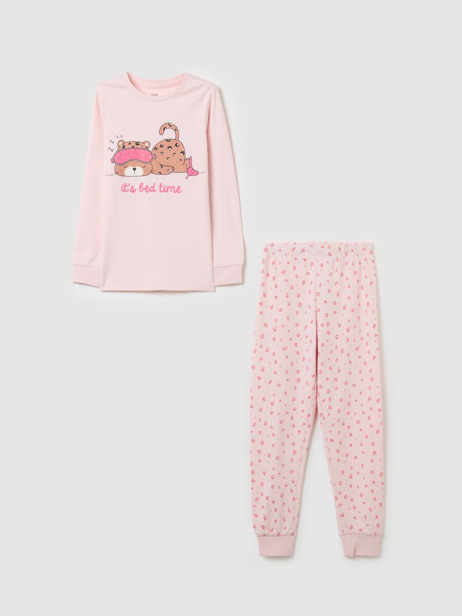 Pyjamas in organic cotton with "It's bed time" print_0
