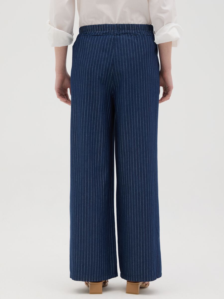 Women's blue pure cotton regular fit trousers_2