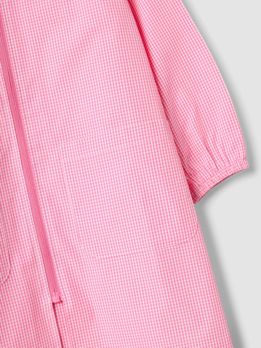 Pink gingham nursery apron with white collar and Minnie embroidery_3