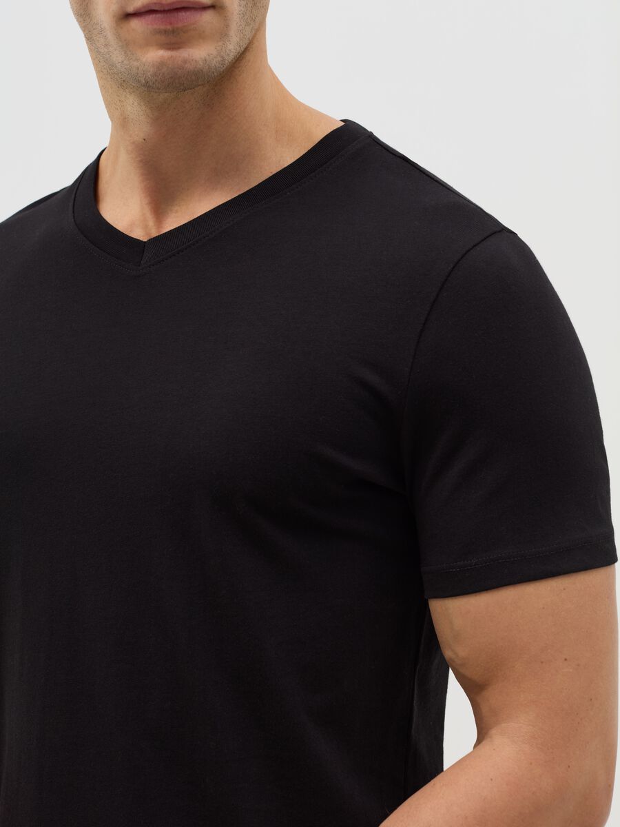 Cotton V-neck T-shirt_2