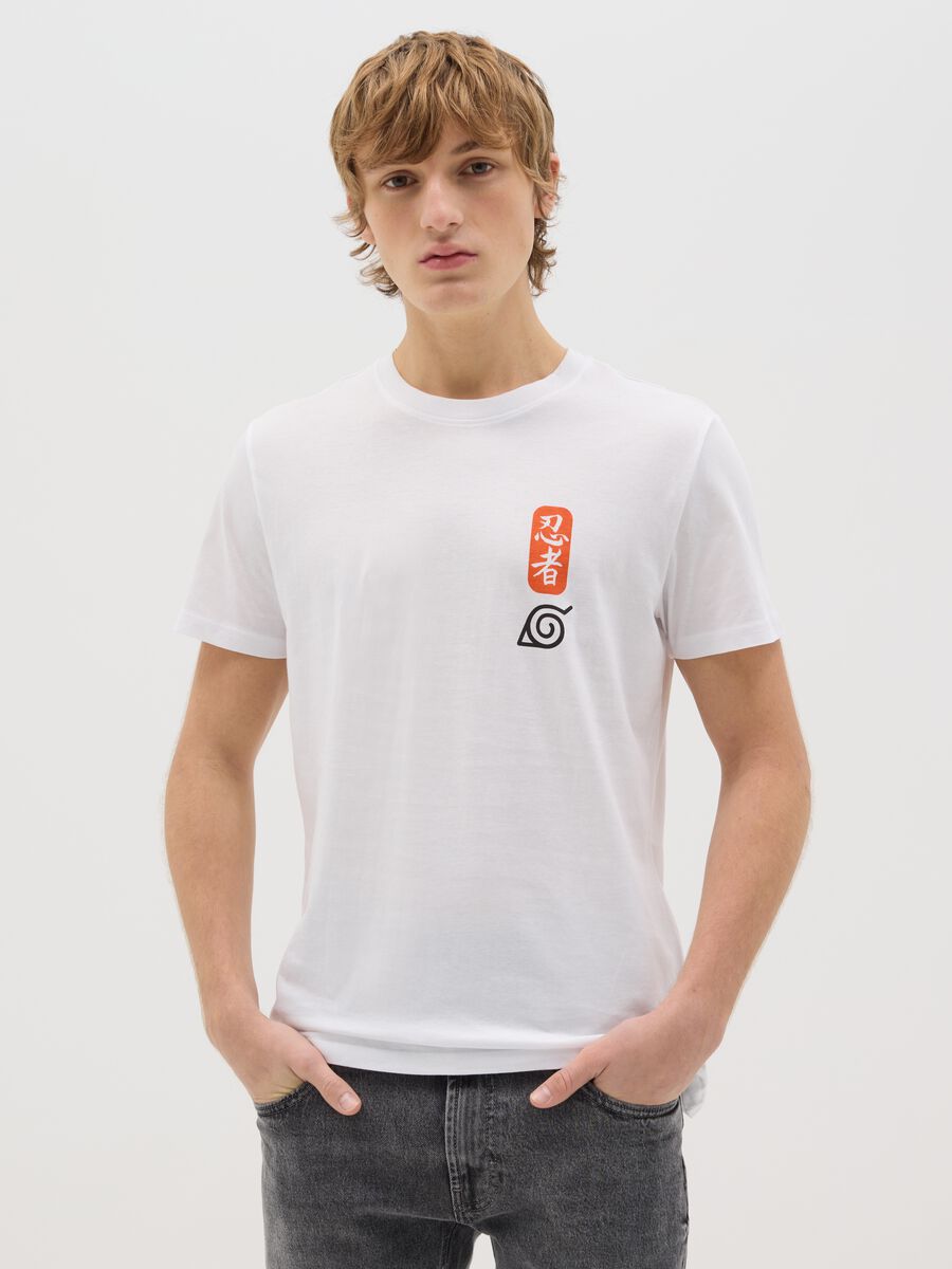 White T-shirt with Naruto print_0