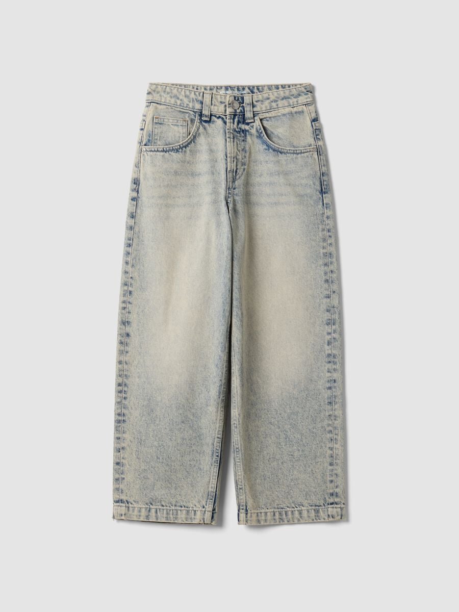Jeans denim chiaro in puro cotone fit skater per ragazzo_0