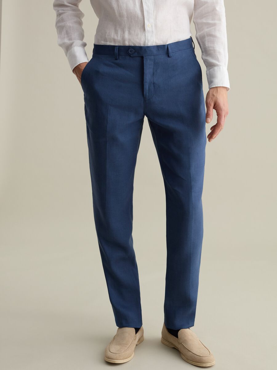 Contemporary regular-fit trousers in linen_1