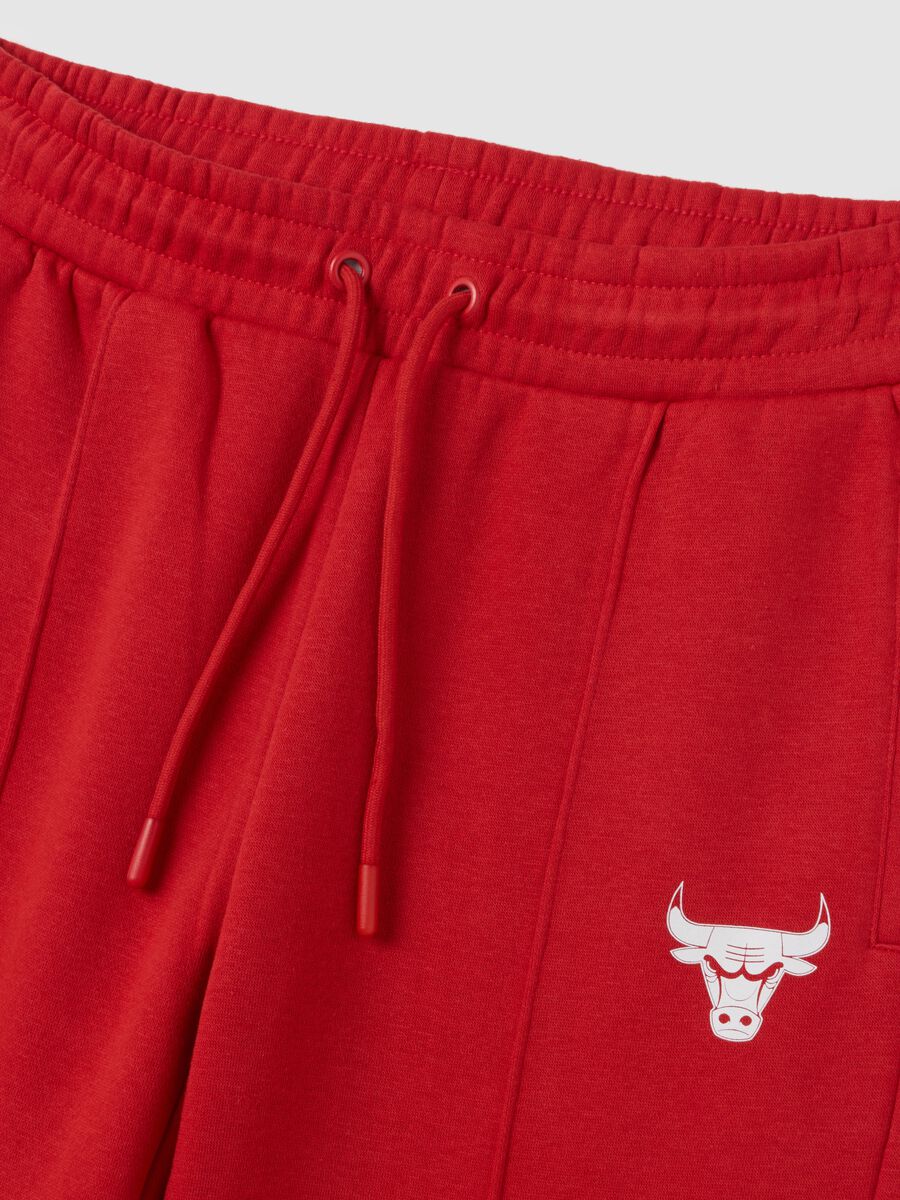 Pantaloni in misto cotone rossi regular fit con stampa Chicago Bulls_1