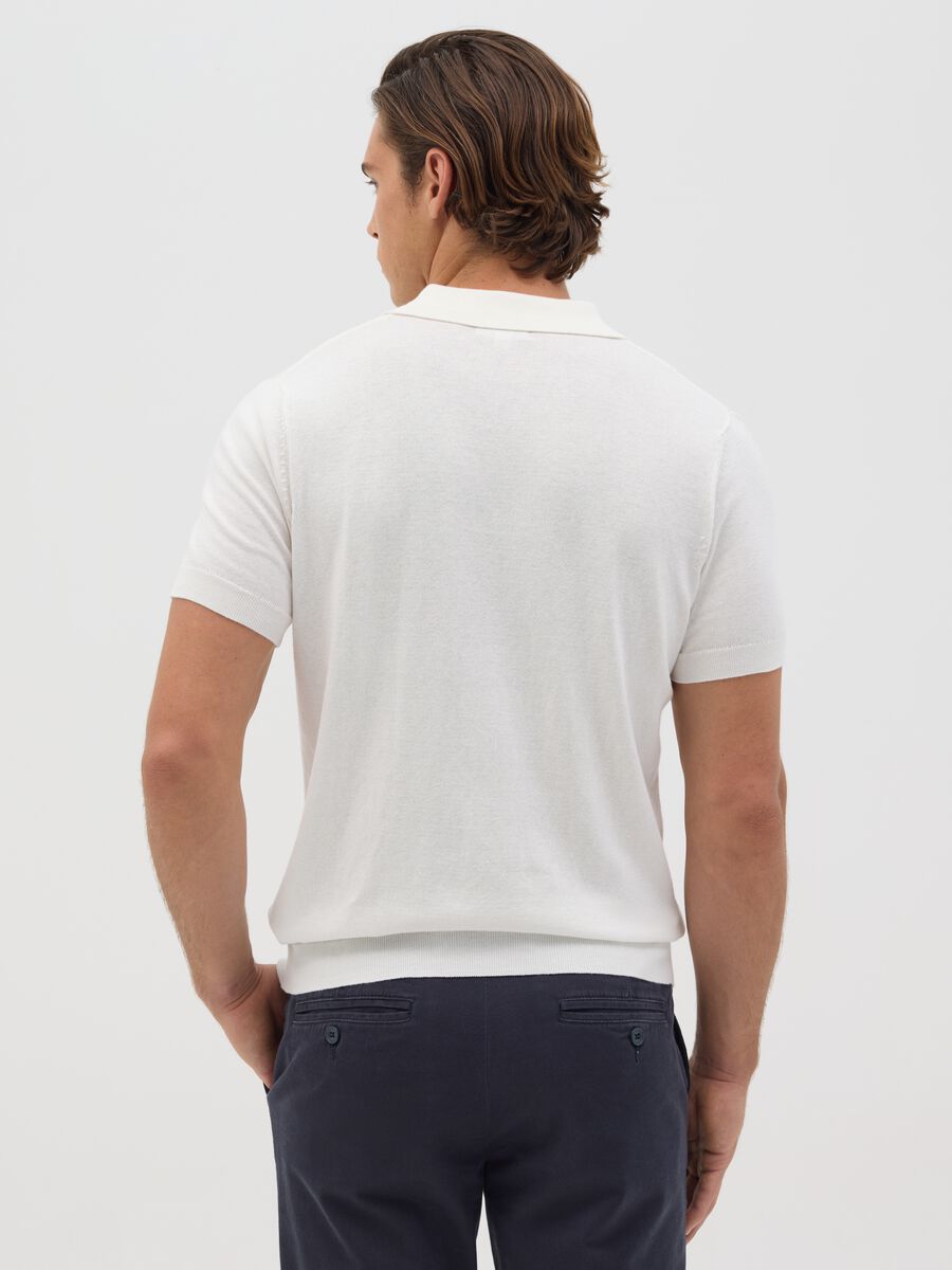 White polo shirt with jacquard weave_2