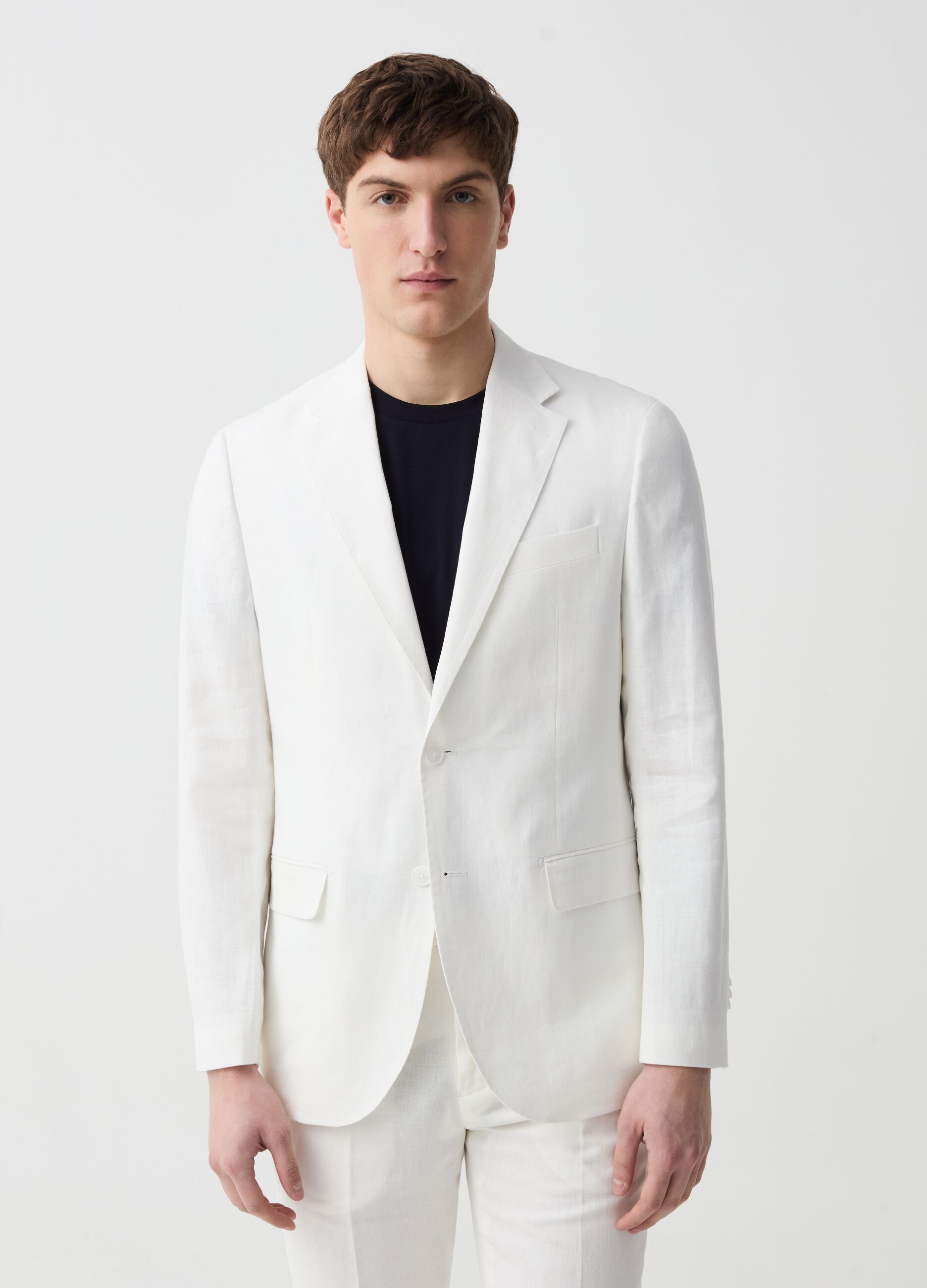 Slim-fit single-breasted blazer in solid colour linen