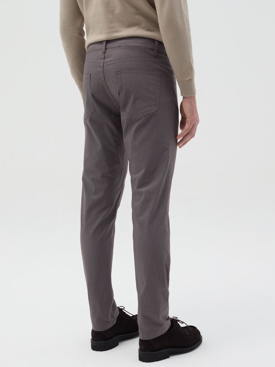 Stretch slim-fit trousers with five pockets_3