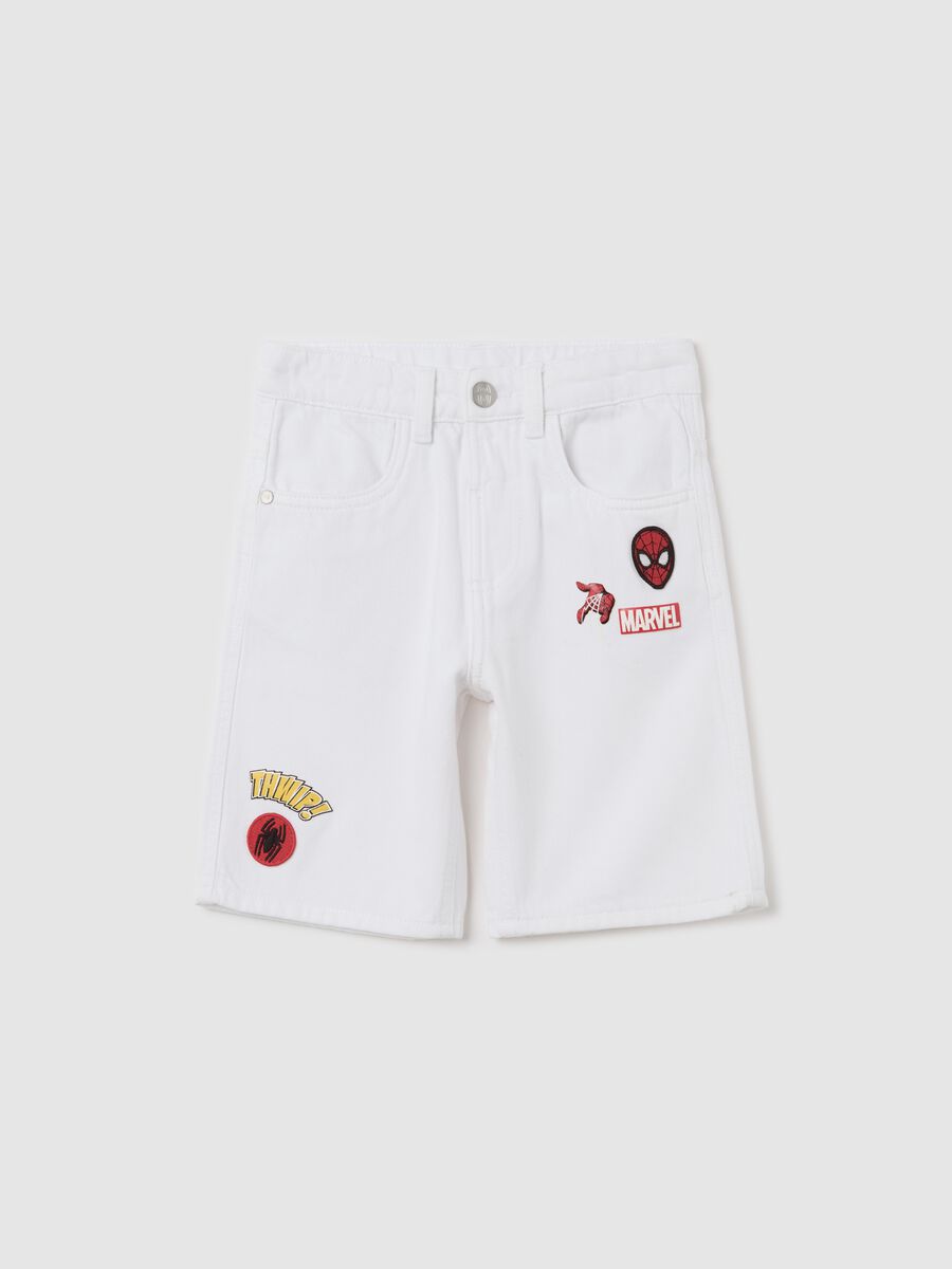 White shorts in cotton with Marvel patch_0