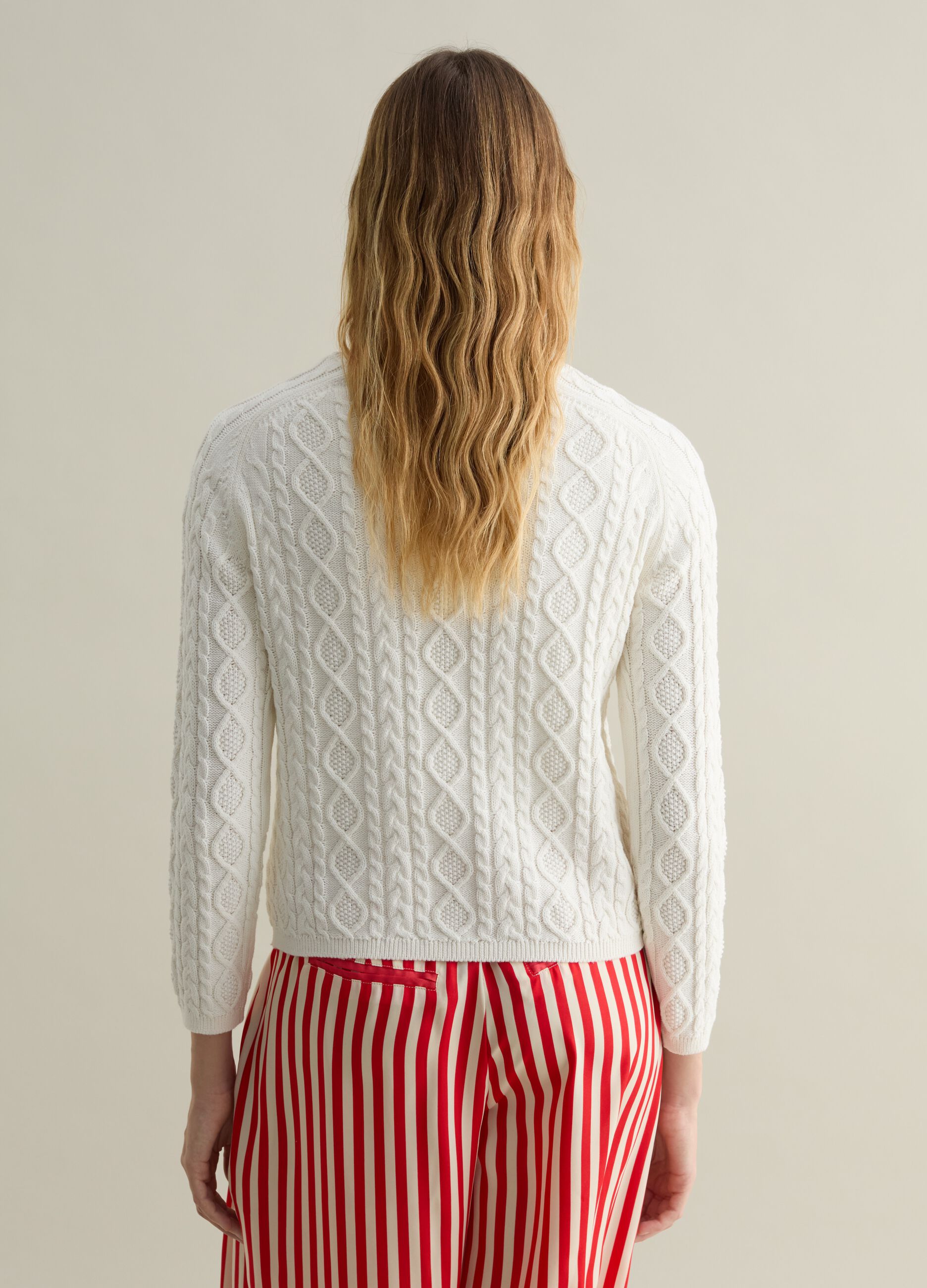 Cable-knit pullover with diamond motif