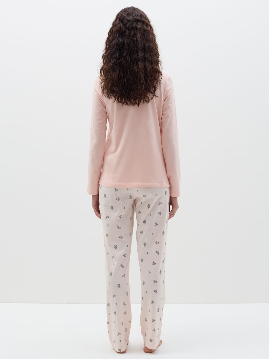 Long pyjamas with small flowers print_3